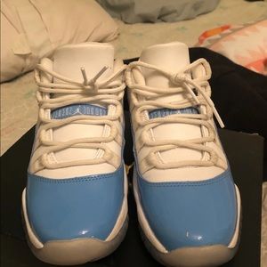 Air Jordan 11 unc low